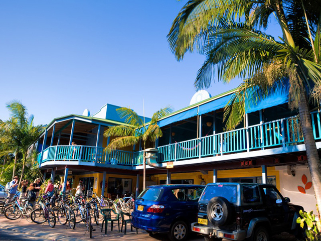 byronbay_bbels01