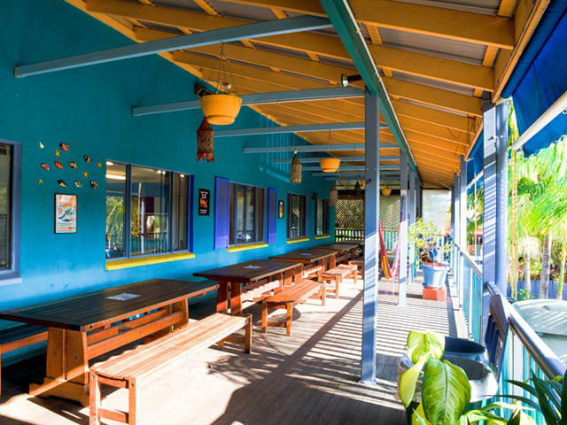 byronbay_bbels03