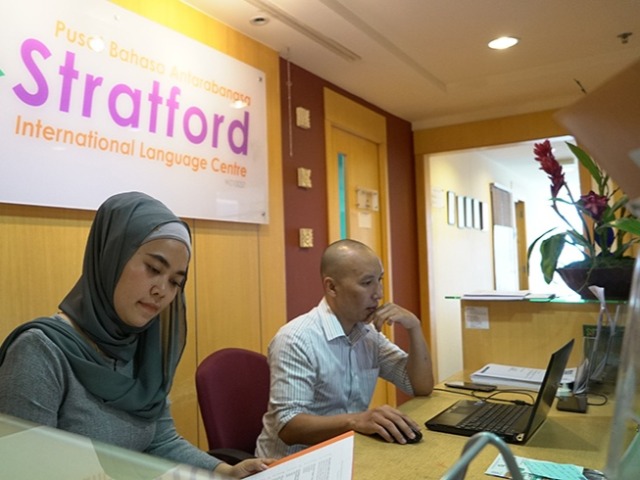 mys_stratford02