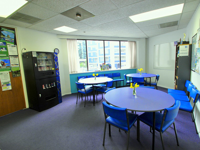 auckland_lsi05