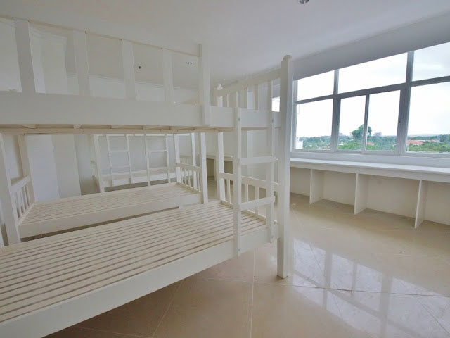 qq-seafront12