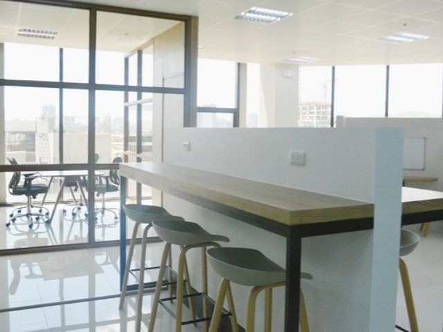 cebu_storage04