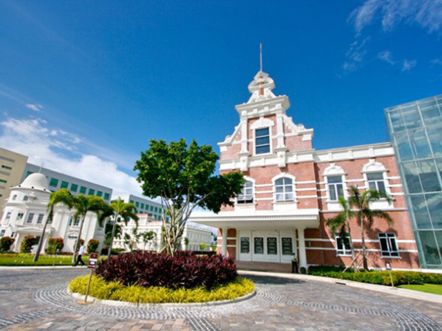 Enderun College01
