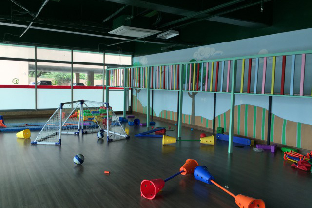 3歳から学べる！親子留学に特化した親子のための学校