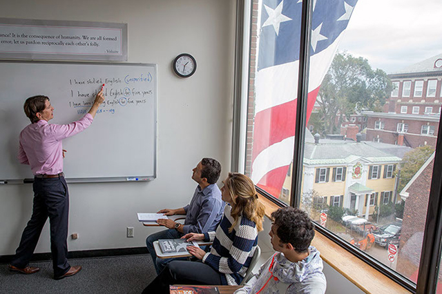 アメリカ随一の学術都市で、本気で勉強して成果を出したい人の語学学校