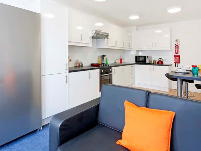 edinburgh_inlingua10