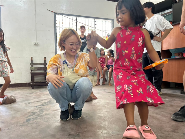 English Fellaボランティアの様子(ゲーム)