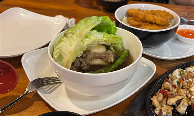 Bulalo（ブラロ）の写真