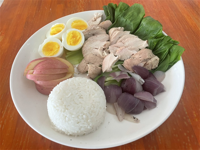トレーニング用の高タンパクな食事例