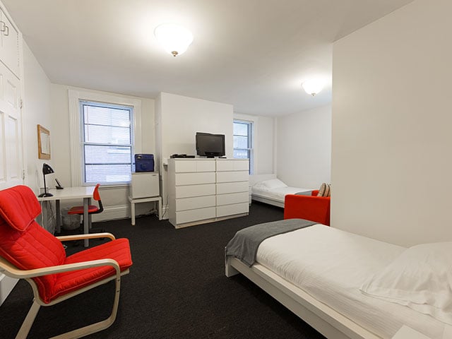 NESEの学校寮（Lee Hall）のお部屋例