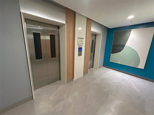 CBEAのエレベーターホール