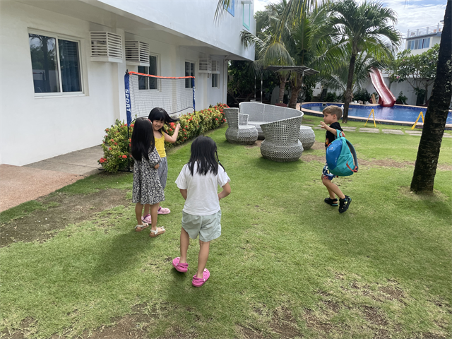 COCO English Academyの校庭の様子