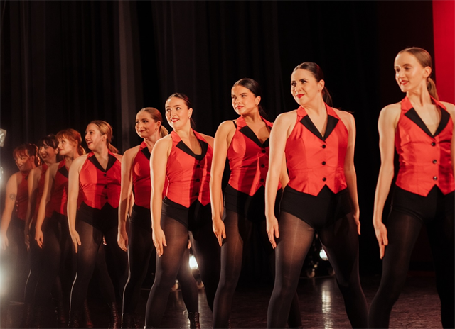 ダンス留学のダンススクールレッスン風景2